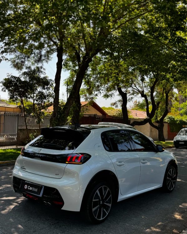 2023 PEUGEOT 208 1.2 GT PURETECH 130HP - Imagen 7