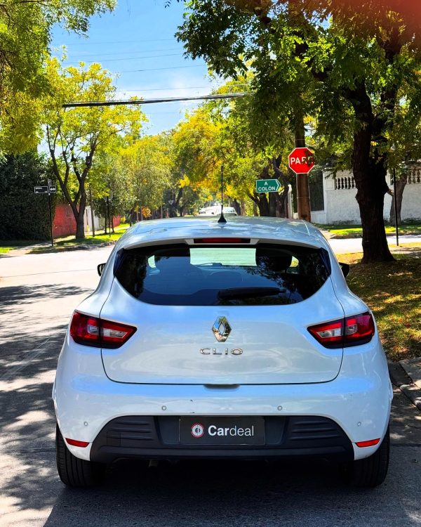 2017 Renault Clio 1.2 Manual Expression - Imagen 6