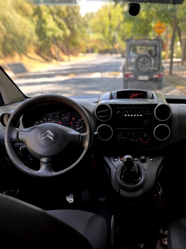 2019 Citroën Berlingo 1.6 Manual HDI 100 M - Imagen 3